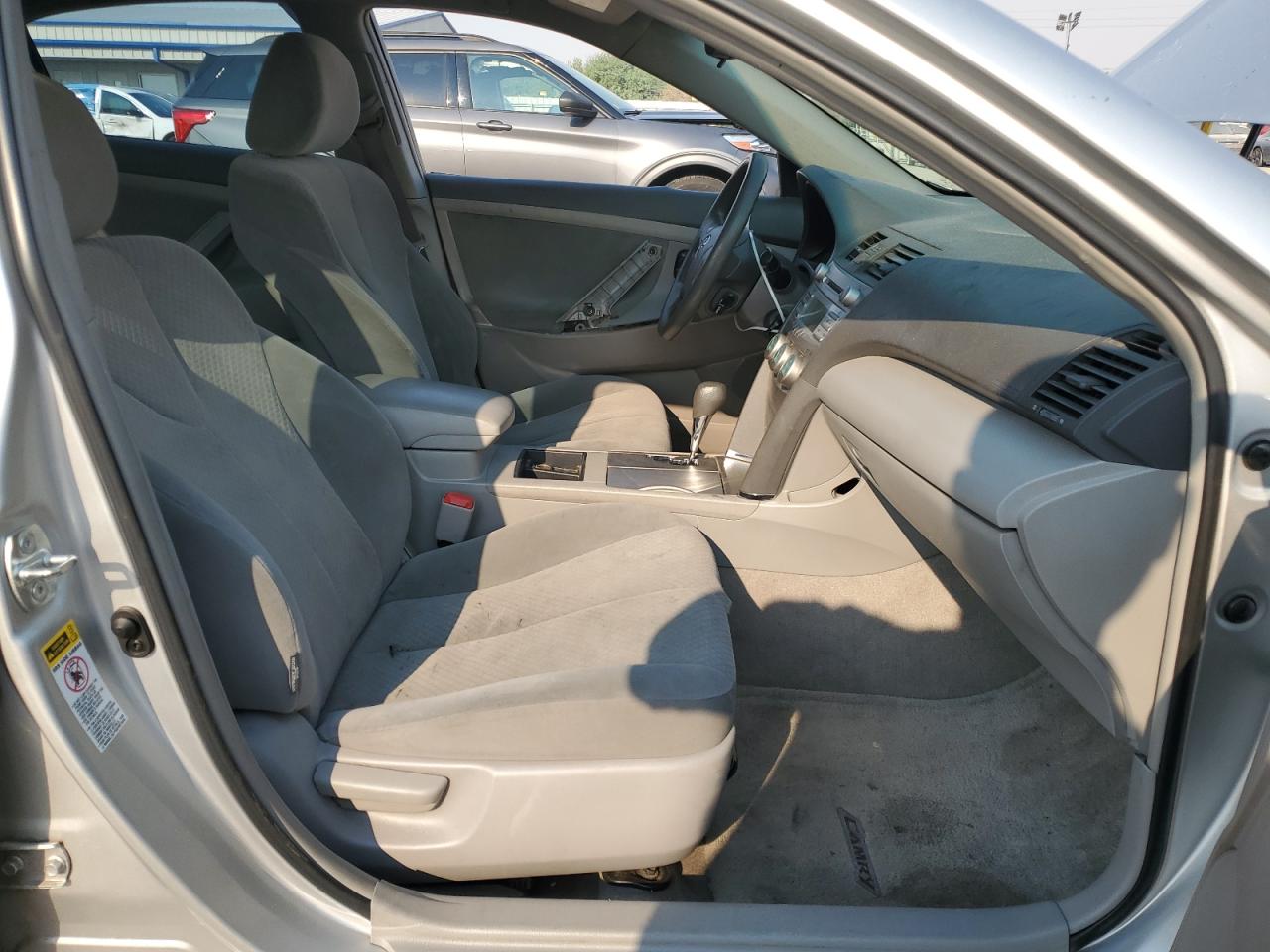 2009 Toyota Camry - Image 7