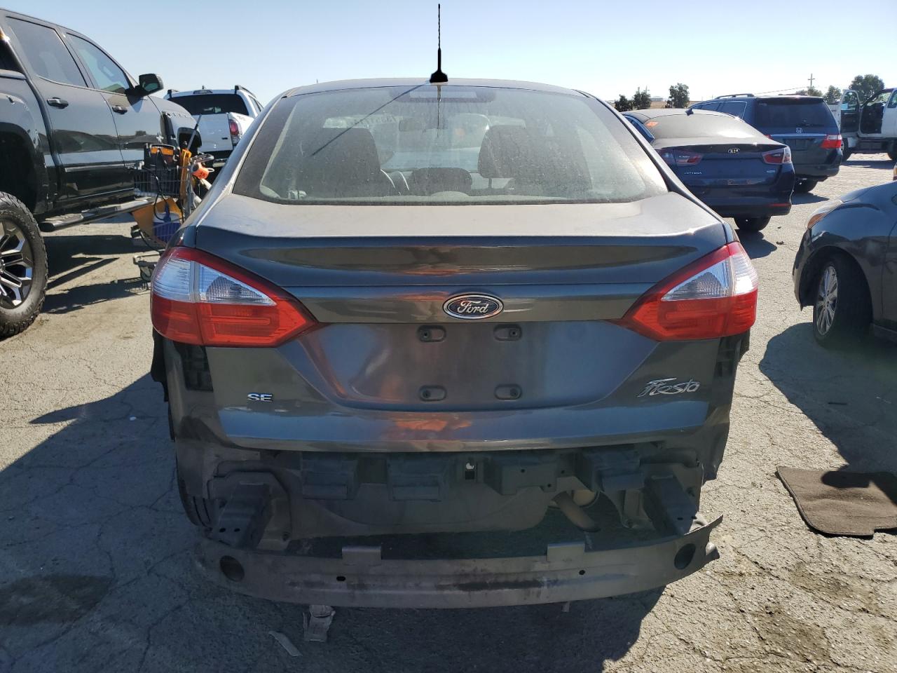 3FADP4BJ6FM211273 2015 Ford Fiesta Se