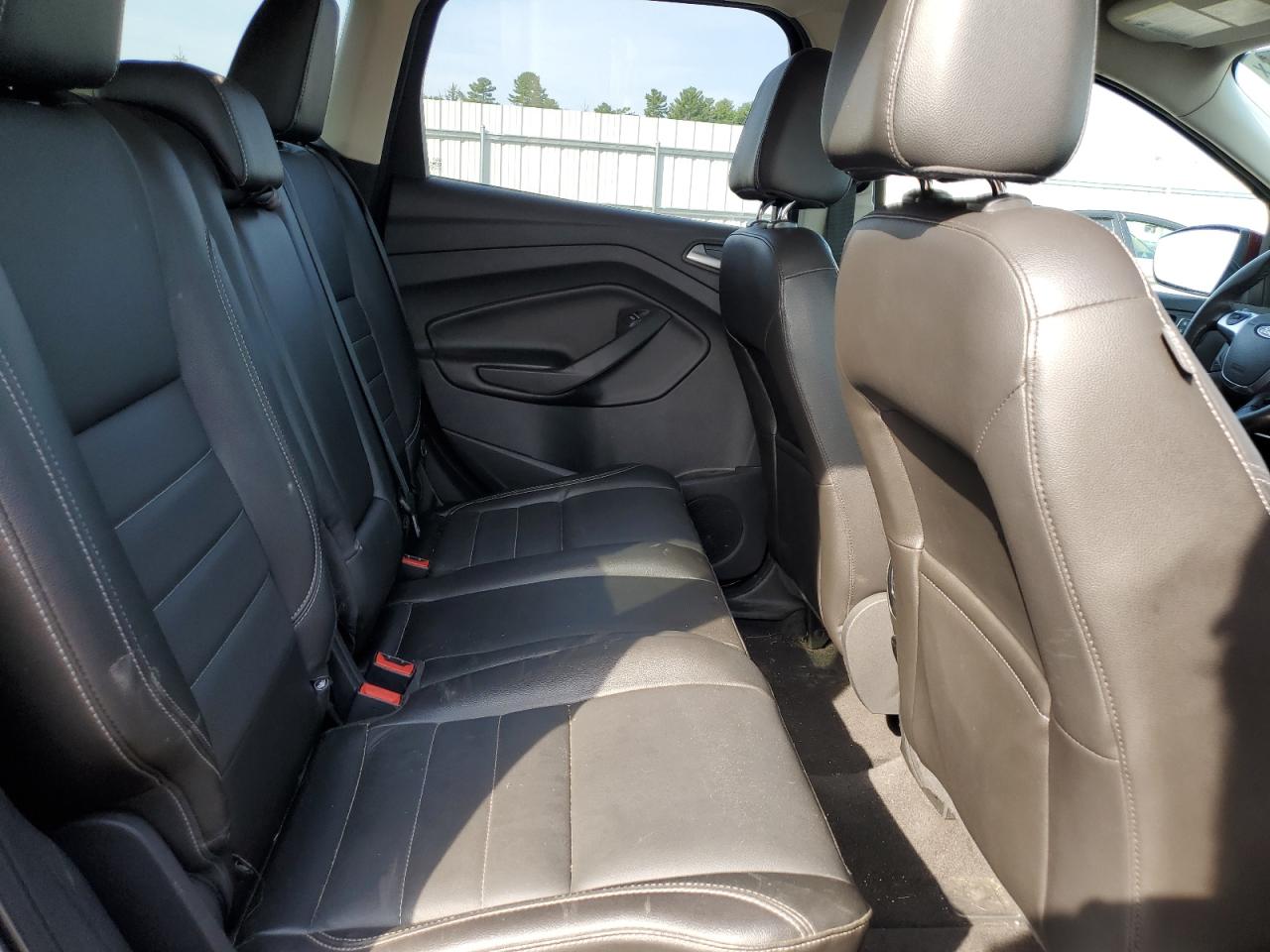 2014 Ford Escape - Image 11