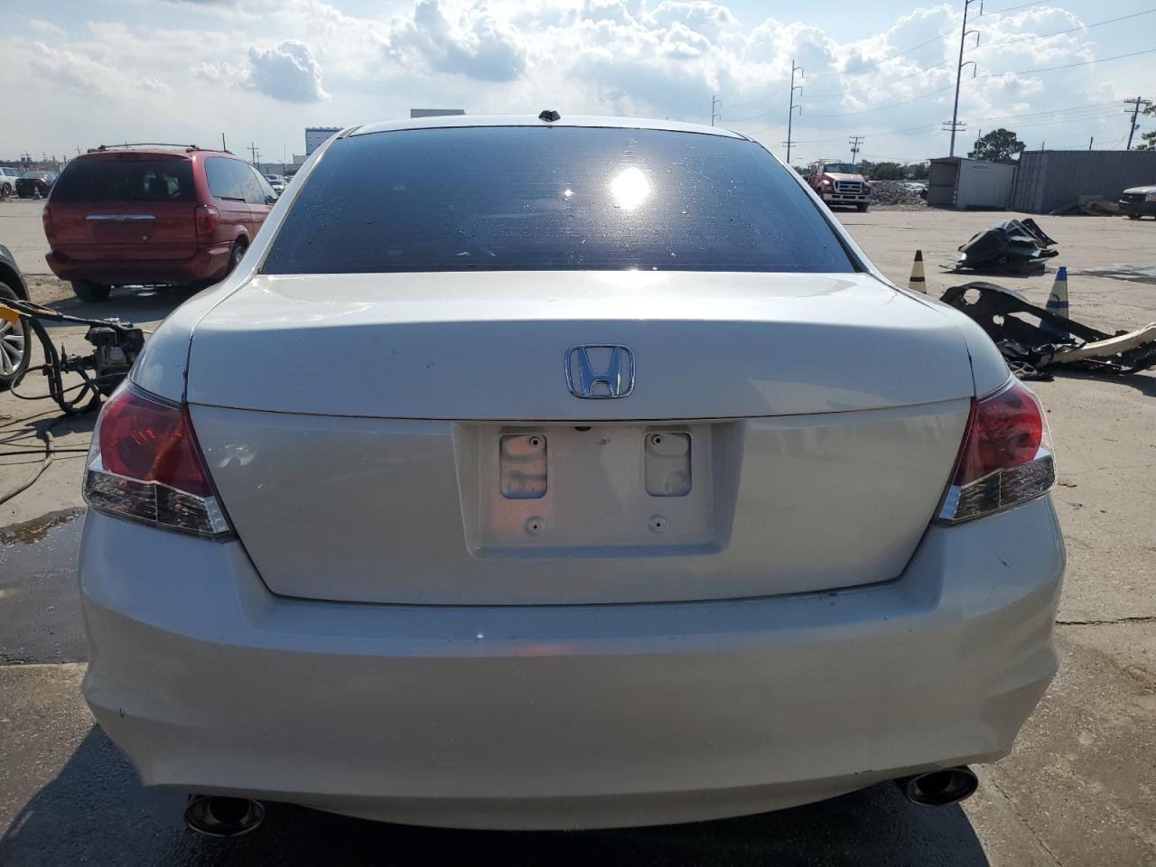 2011 Honda Accord Exl VIN: 5KBCP3F8XBB004599 Lot: 71866564