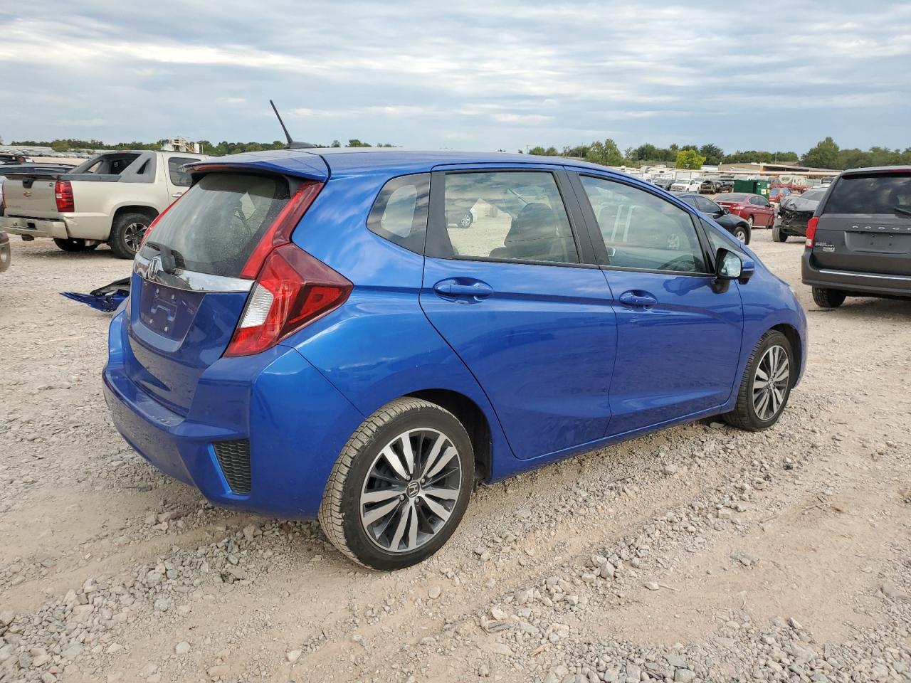 VIN JHMGK5H99HS018102 2017 HONDA FIT no.3