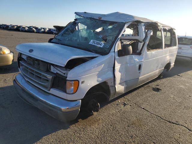 2001 Ford Econoline E150 Wagon zu verkaufen in Martinez, CA - Vandalism