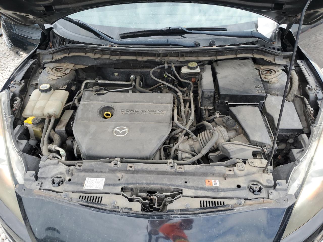 JM1BL1VF8B1900953 2011 Mazda 3 I