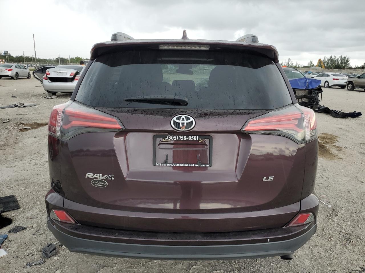 2017 Toyota Rav4 Le VIN: 2T3ZFREV7HW373638 Lot: 70095684