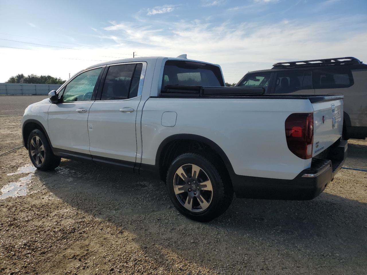 2018 Honda Ridgeline - Image 2