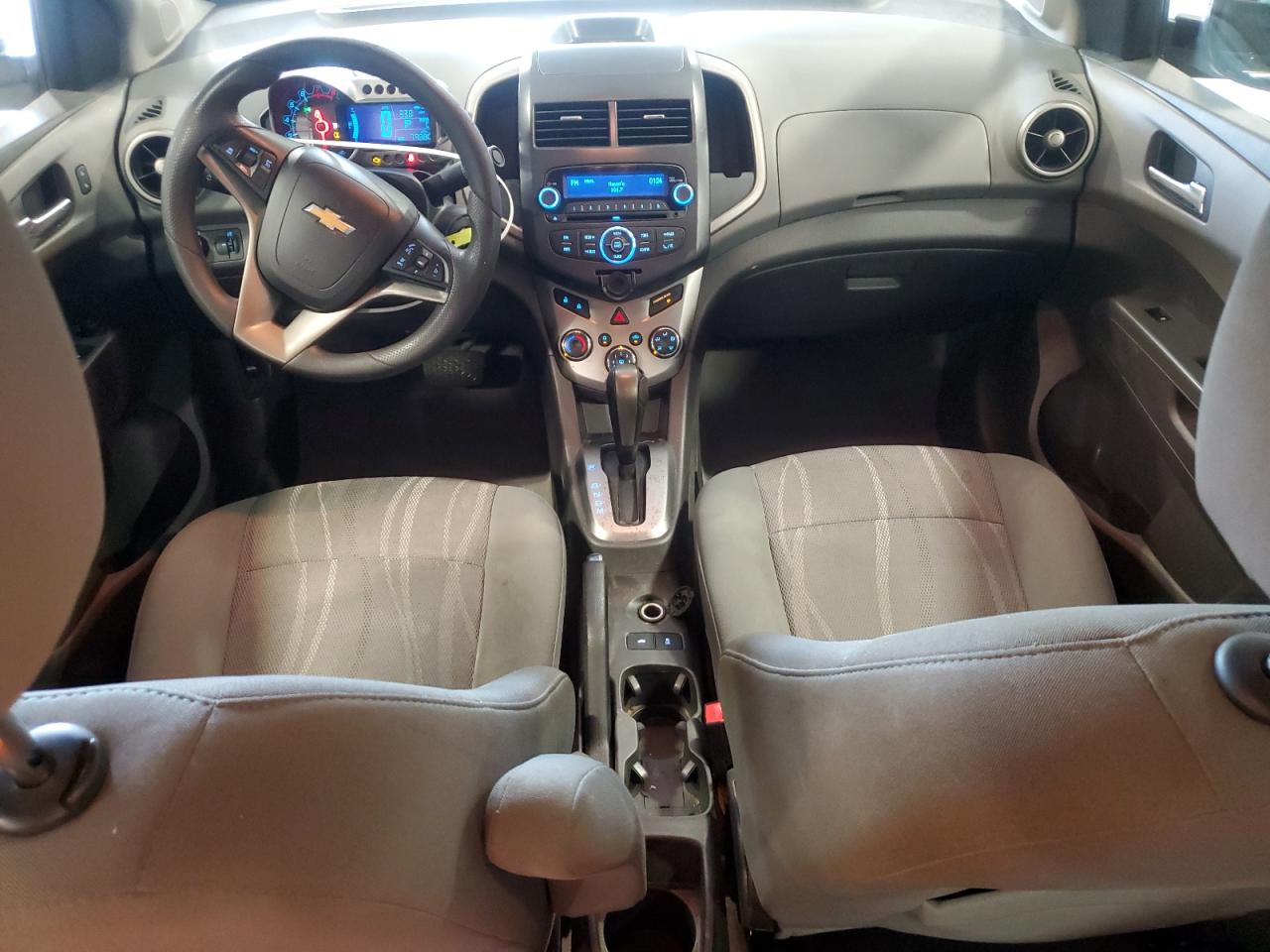 2014 Chevrolet Sonic - Image 8