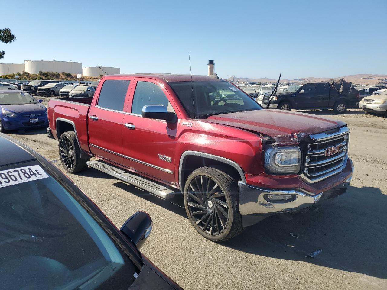 2018 GMC Sierra - Image 4