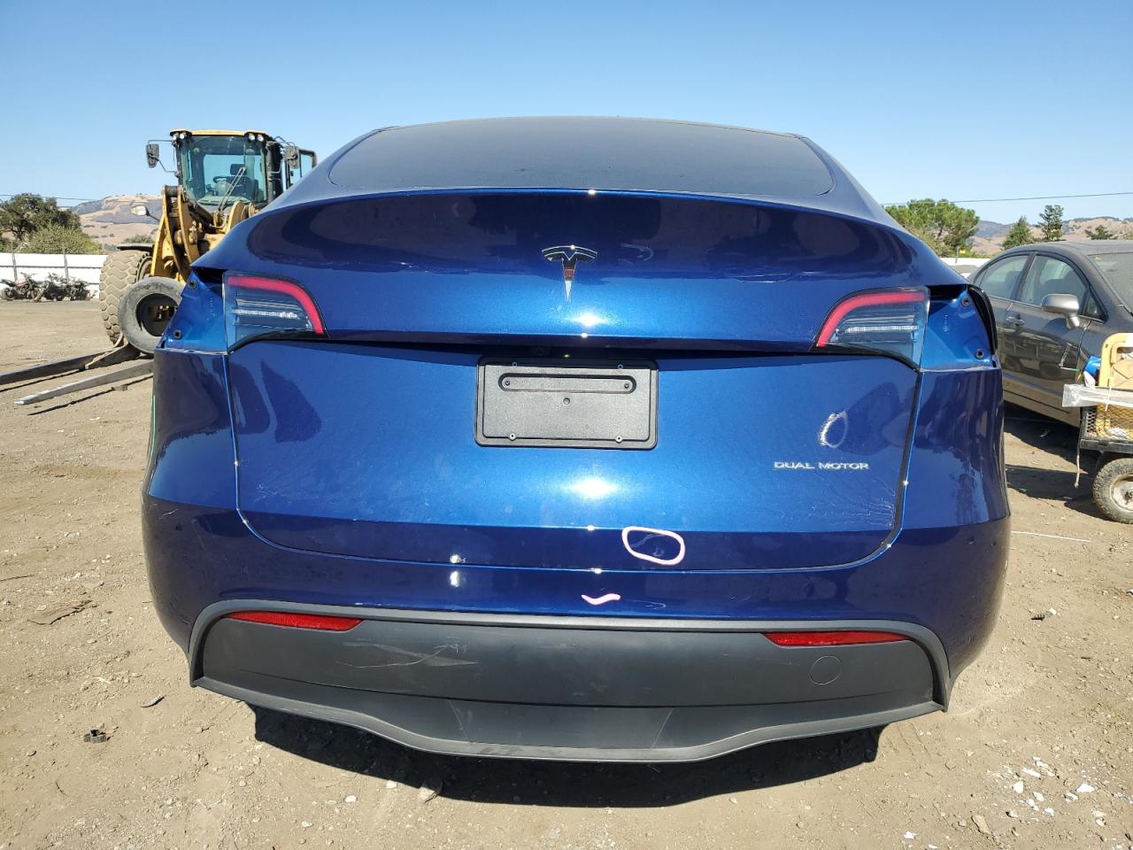 2023 Tesla Model Y VIN: 7SAYGDEE0PF791560 Lot: 70812344