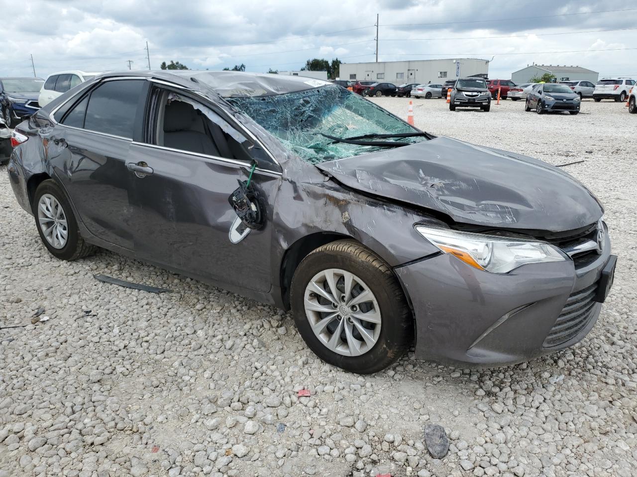 VIN 4T4BF1FK6GR539877 2016 TOYOTA CAMRY no.4