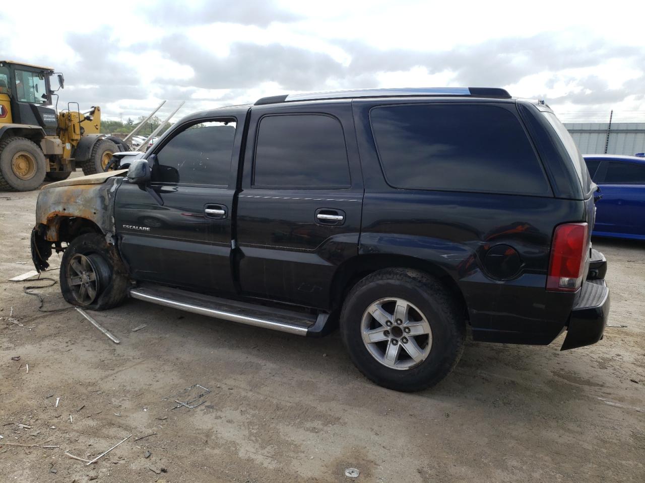 2002 Cadillac Escalade - Image 2