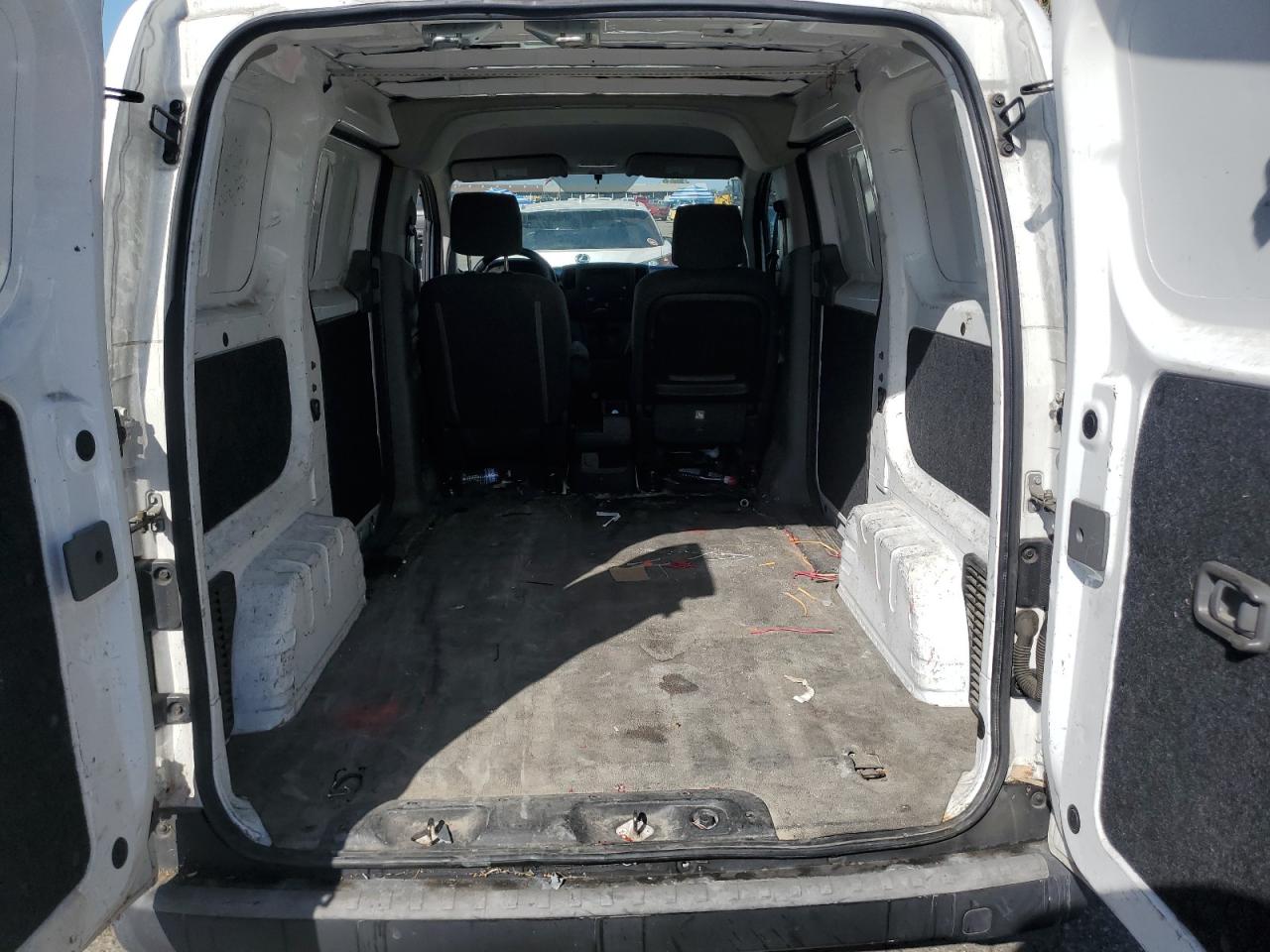 3N6CM0KN4HK714239 2017 Nissan Nv200 2.5S