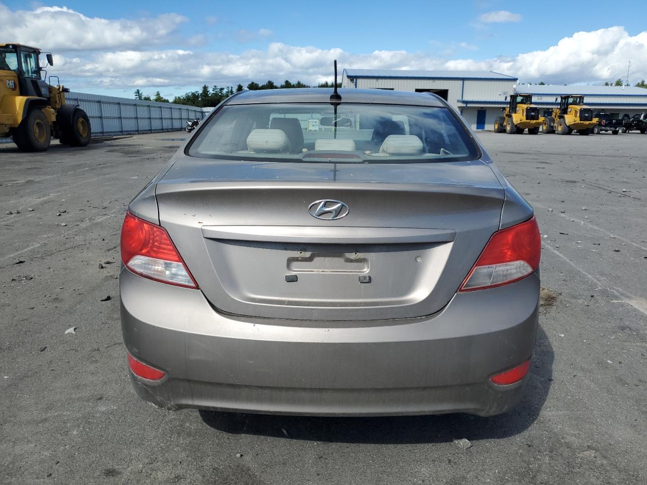 KMHCT4AEXDU370677 2013 Hyundai Accent Gls