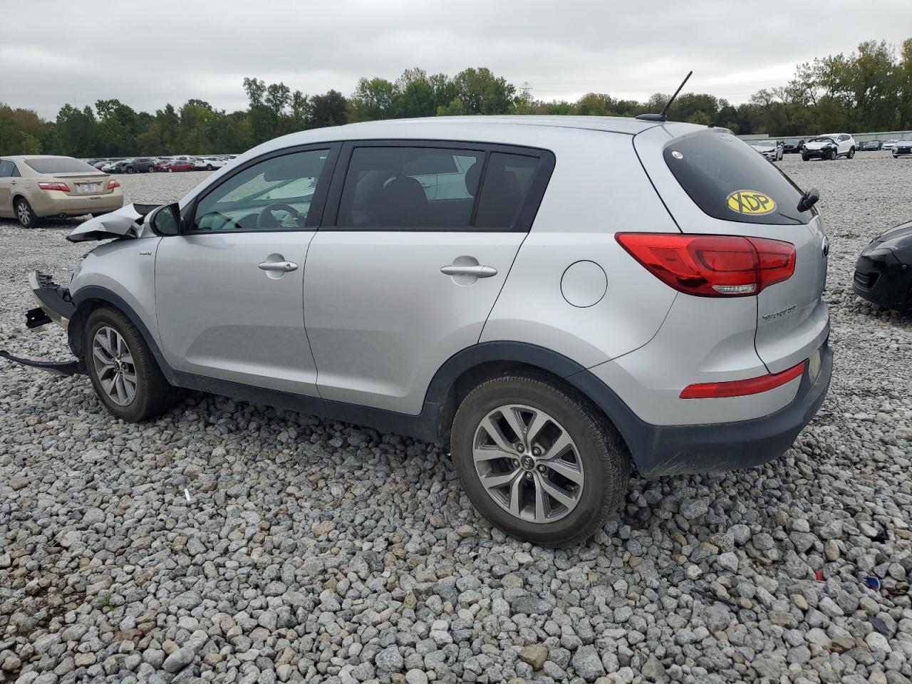 KNDPBCAC2G7802439 2016 KIA SPORTAGE - Image 2