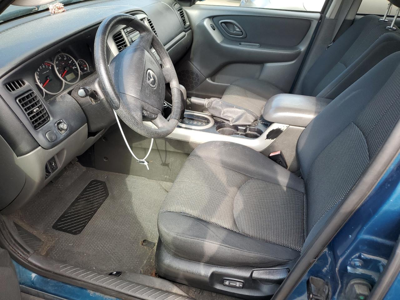 2005 Mazda Tribute - Image 7