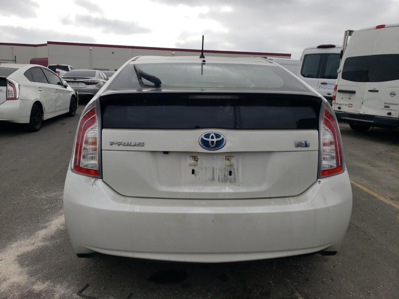 2015 Toyota Prius VIN: JTDKN3DU0F0470272 Lot: 73200254