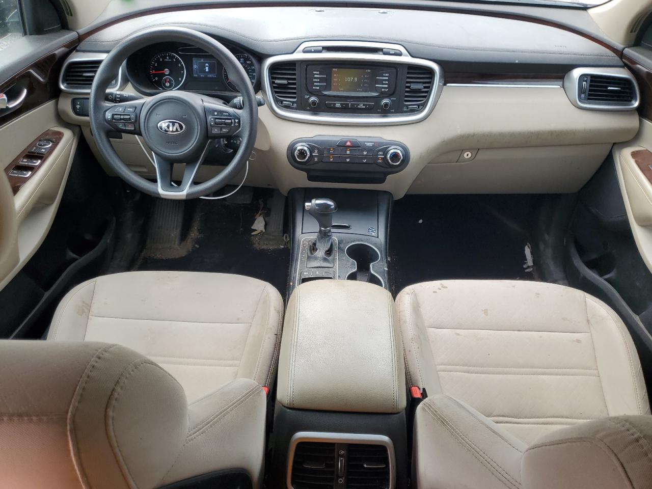 5XYPGDA54GG139693 2016 Kia Sorento Lx