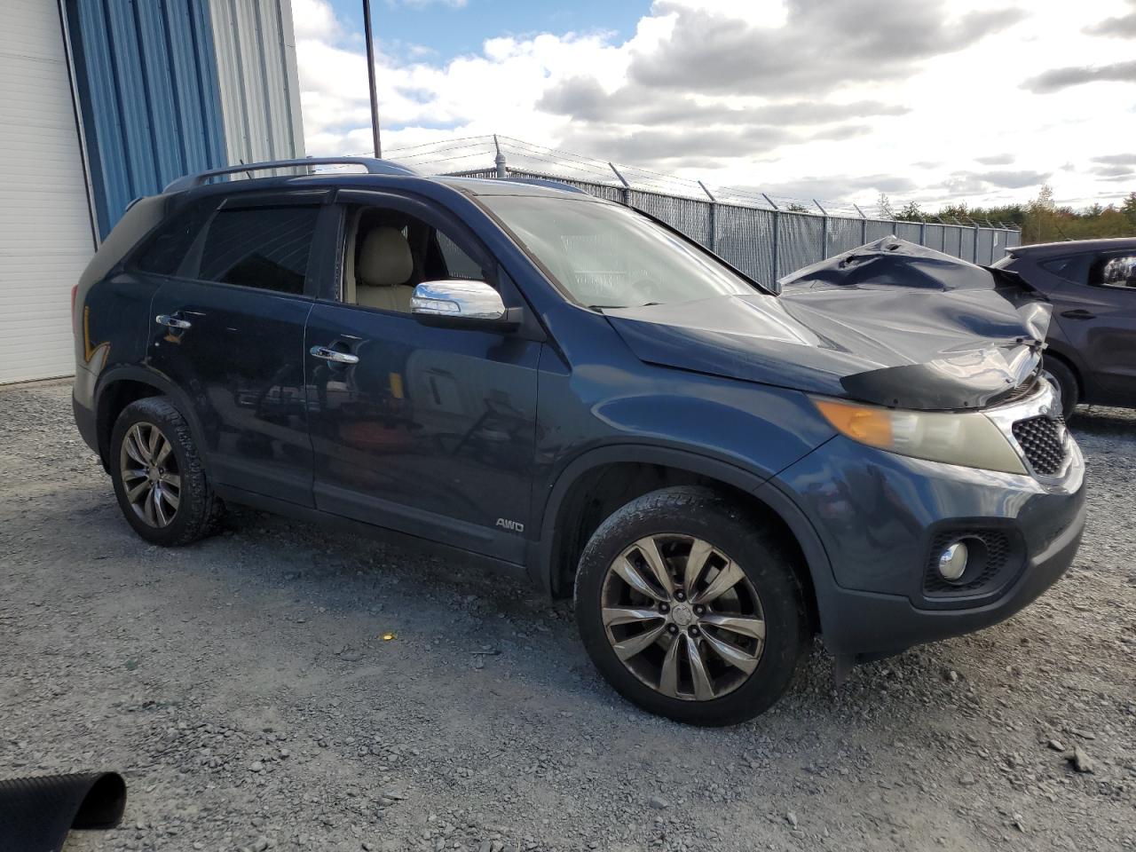 Auction sale of the 2011 KIA SORENTO , vin: 5XYKUDA2XBG027126, lot number: 72651944