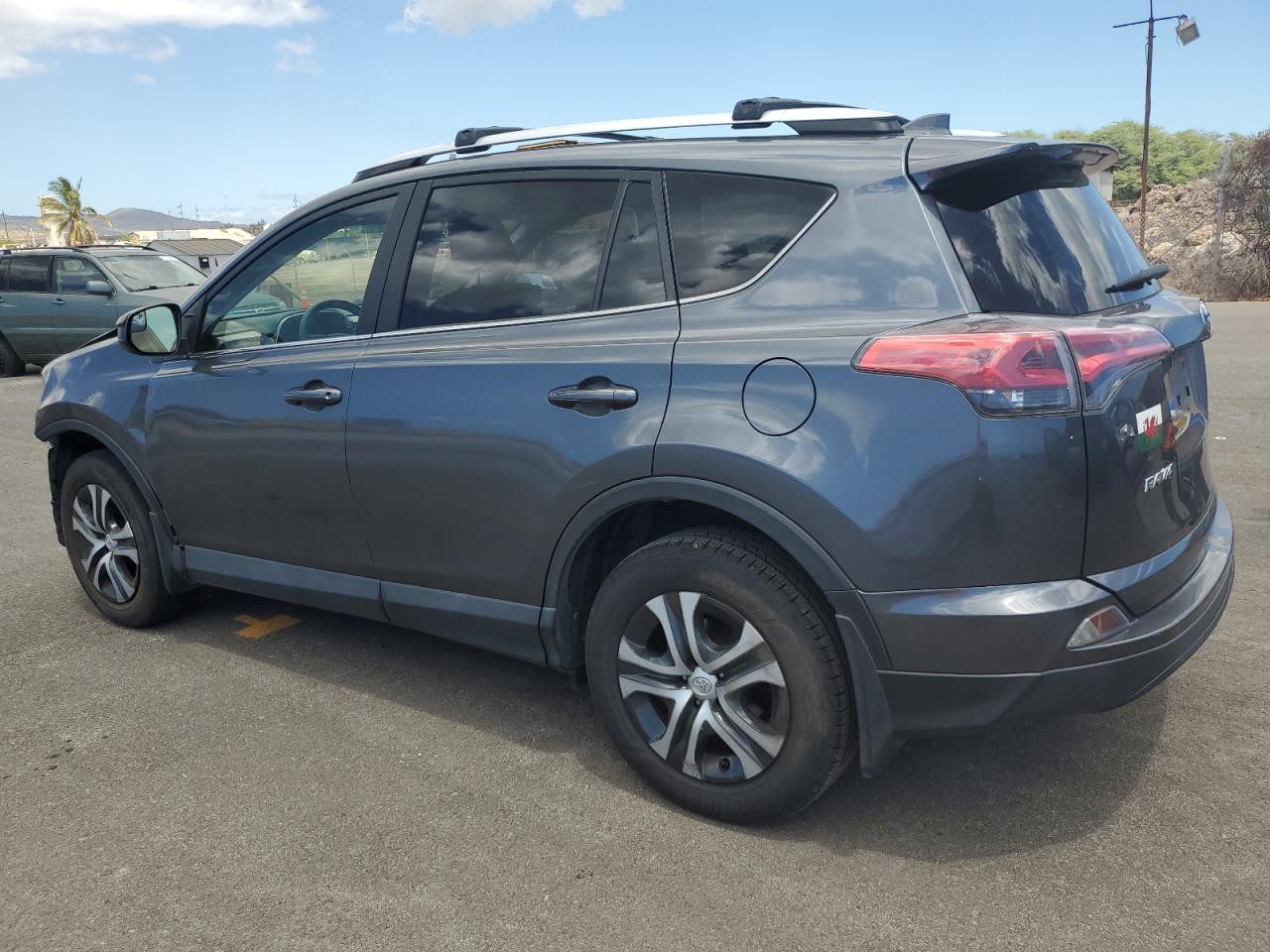 JTMBFREV4GD176858 2016 TOYOTA RAV 4 - Image 2