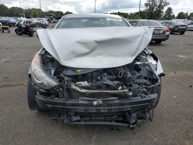  HYUNDAI ELANTRA 2013 Srebrny