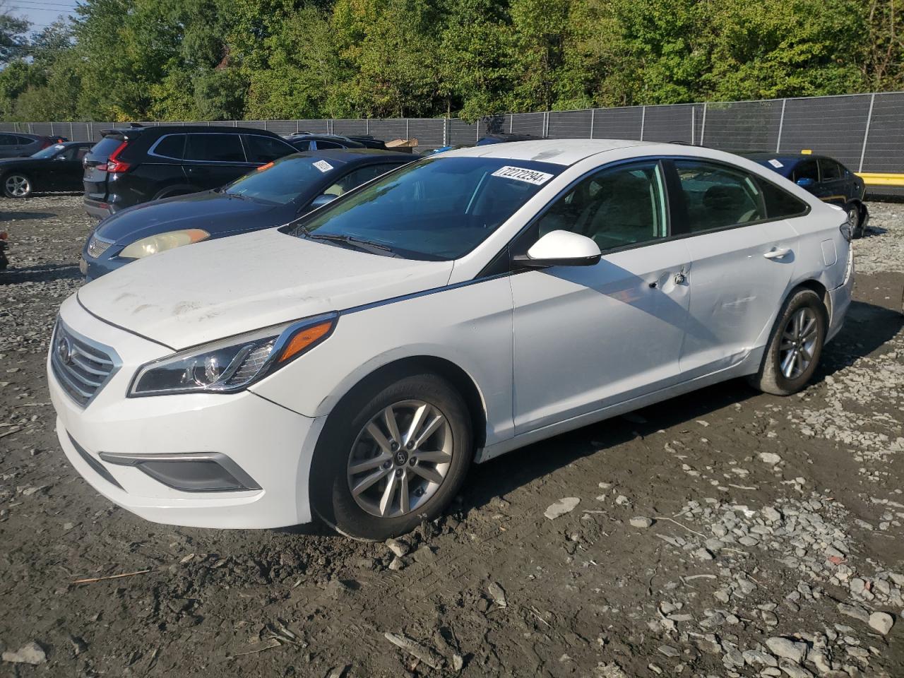 5NPE24AF9HH512509 2017 HYUNDAI SONATA - Image 1