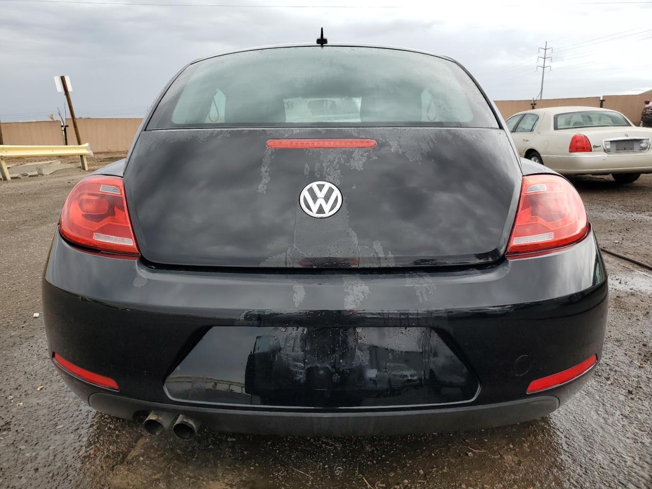 2014 Volkswagen Beetle VIN: 3VWF17AT5EM653143 Lot: 71423404