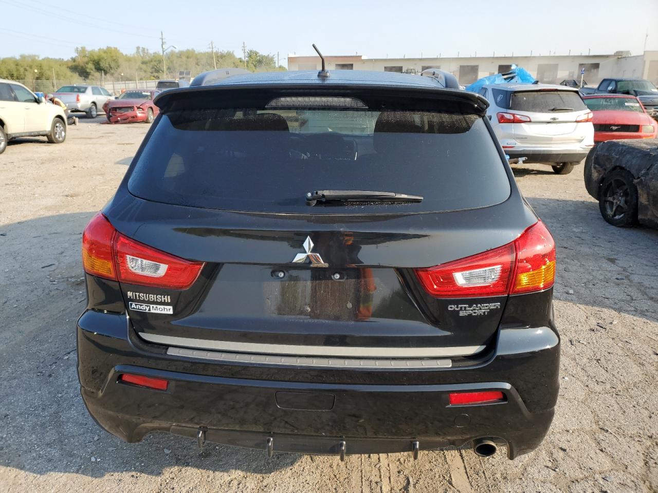 JA4AP4AU0BZ014403 2011 Mitsubishi Outlander Sport Se