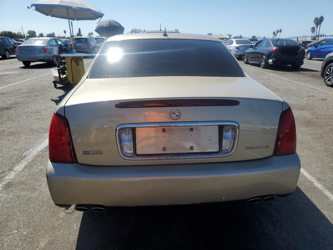 2005 Cadillac Deville VIN: 1G6KD54Y15U237867 Lot: 70209464