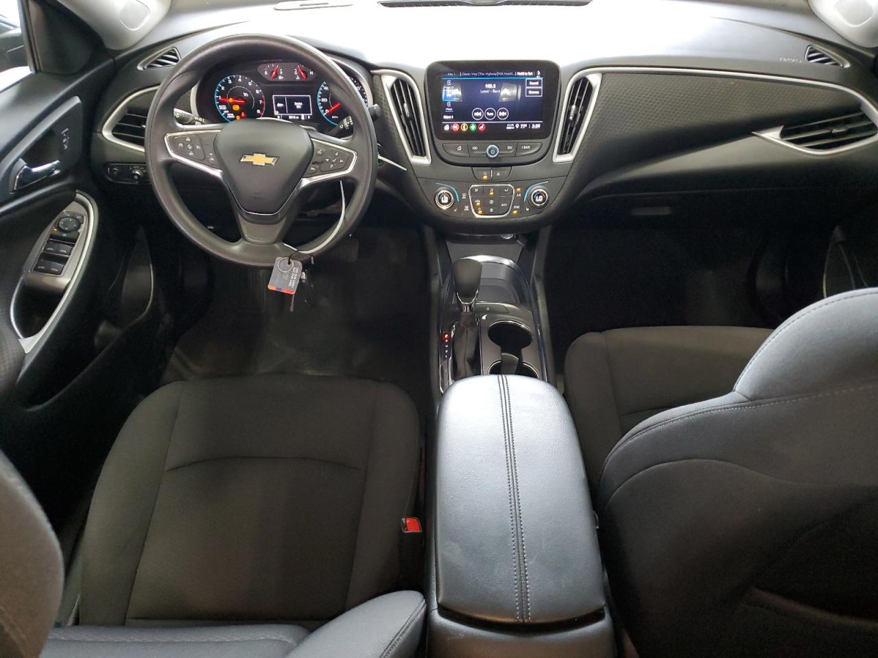 2023 Chevrolet Malibu - Image 8