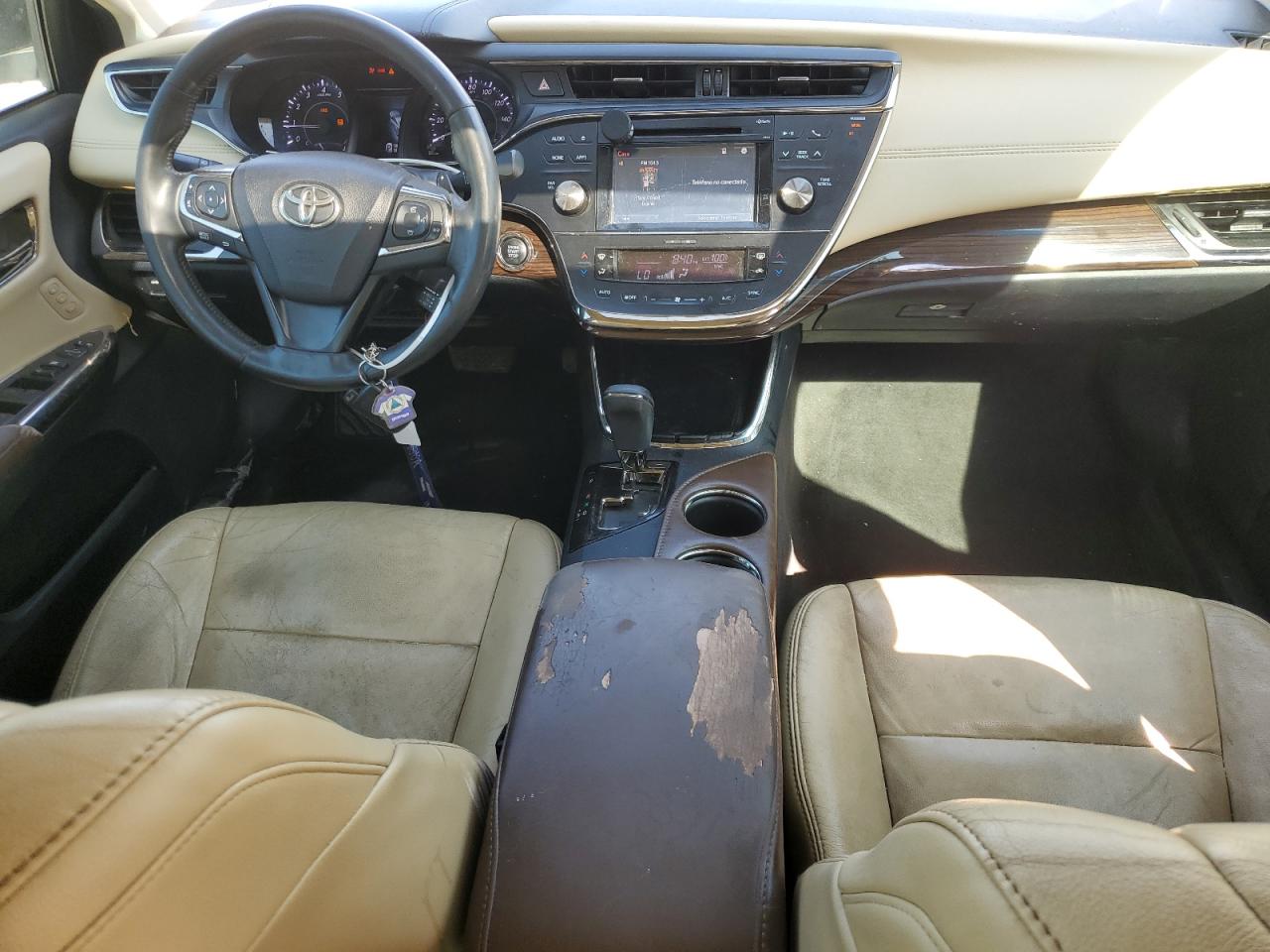 2015 Toyota Avalon - Image 8