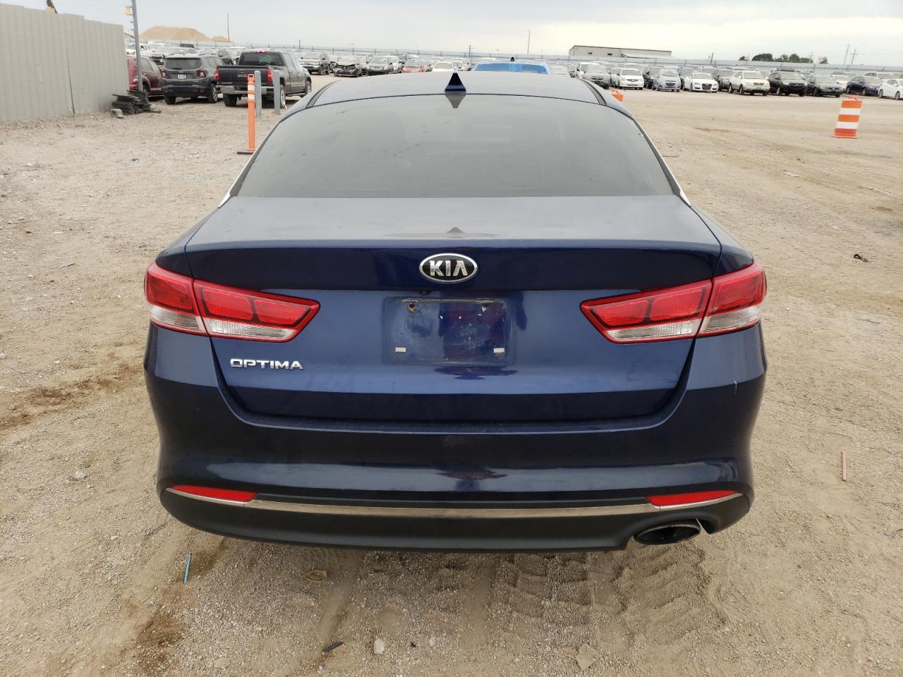 2017 Kia Optima Lx VIN: 5XXGT4L32HG146736 Lot: 72143494