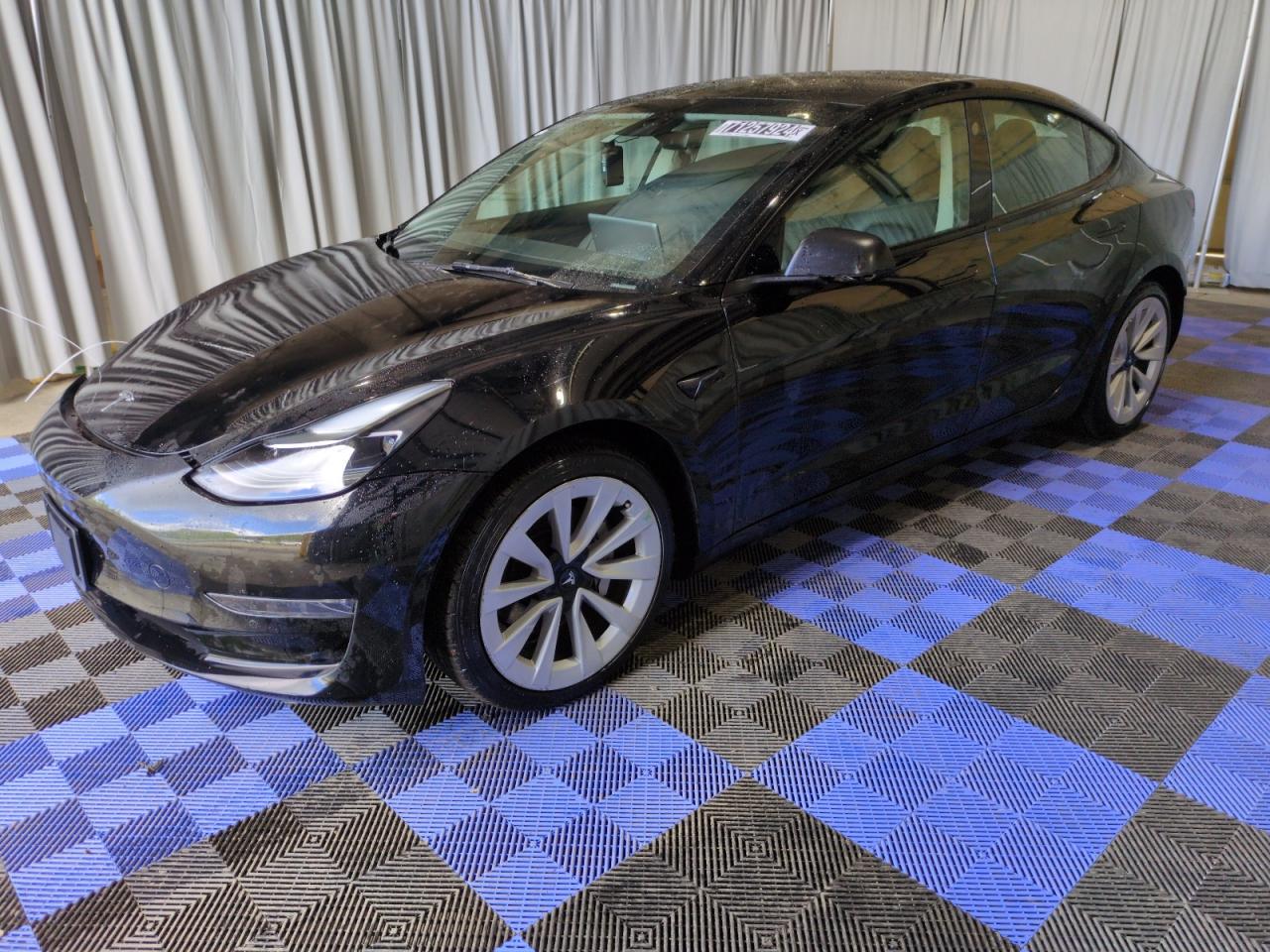 5YJ3E1EA7NF370599 2022 TESLA MODEL 3 - Image 1