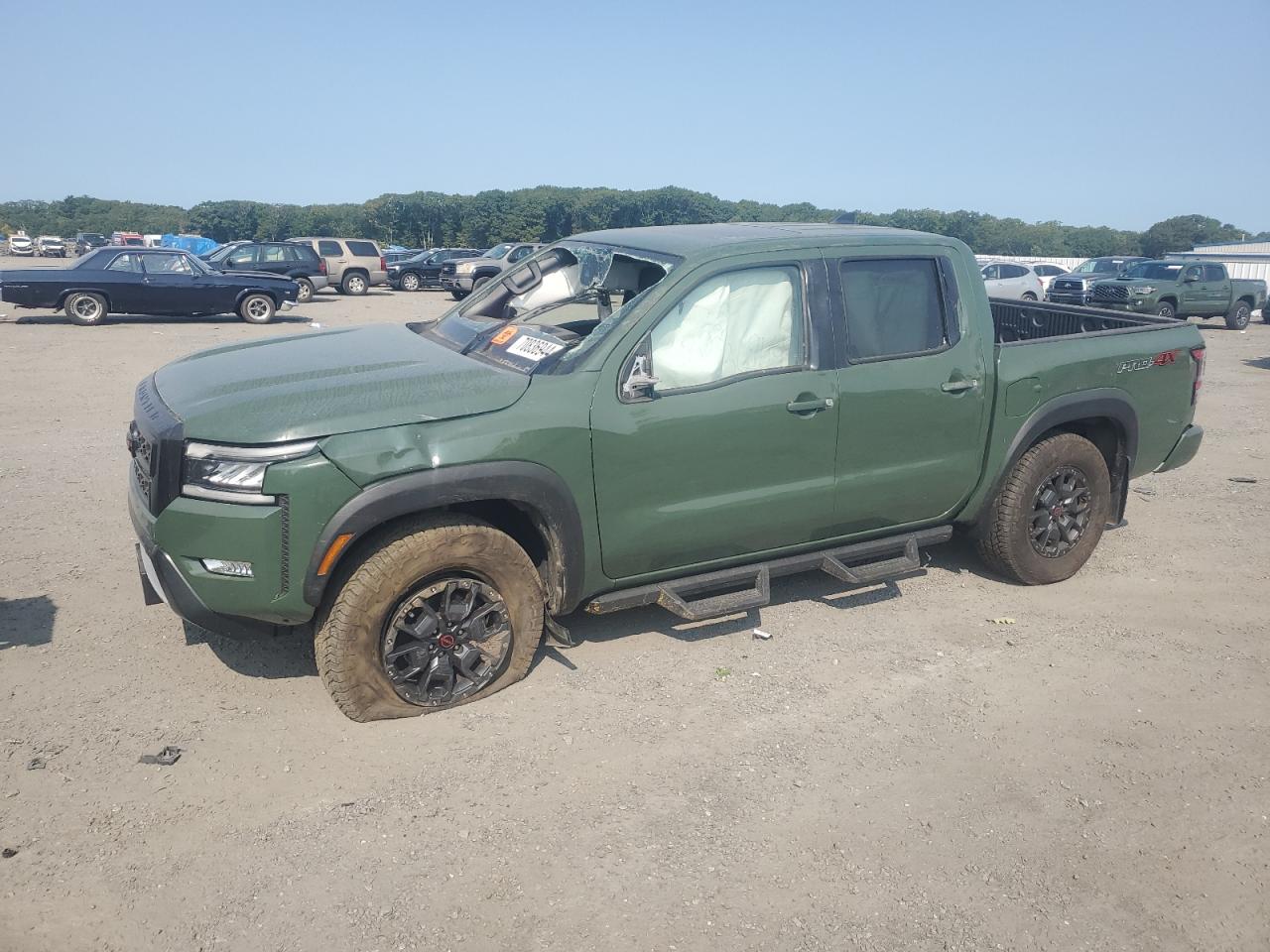 1N6ED1EK9PN638669 2023 NISSAN NAVARA - Image 1