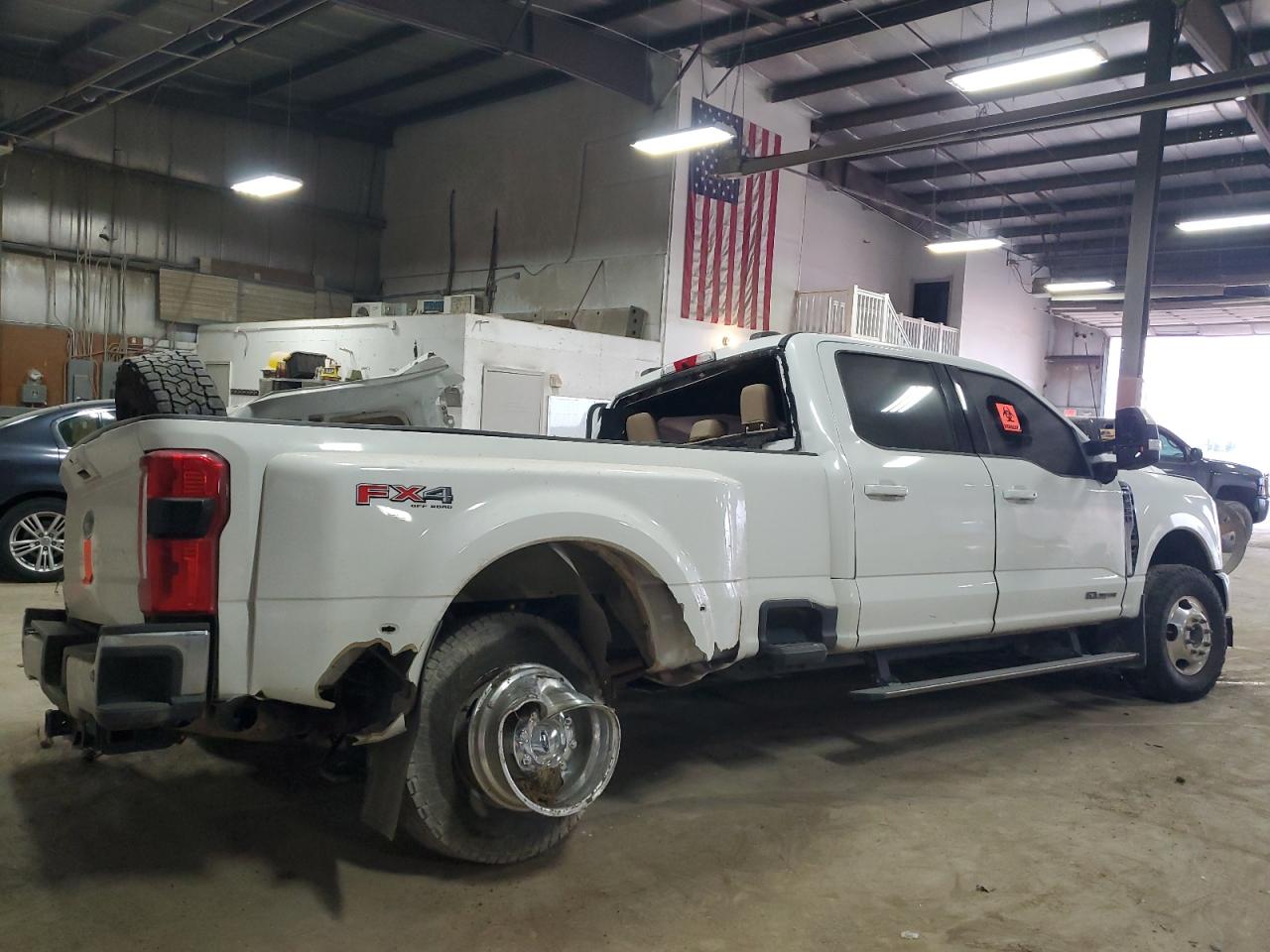 2023 Ford F350 - Image 3