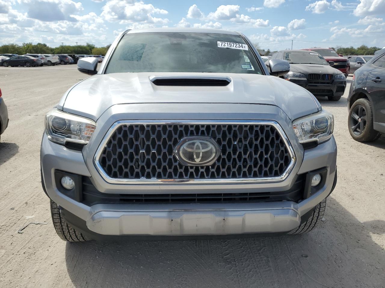 3TMCZ5ANXJM138590 2018 Toyota Tacoma Double Cab