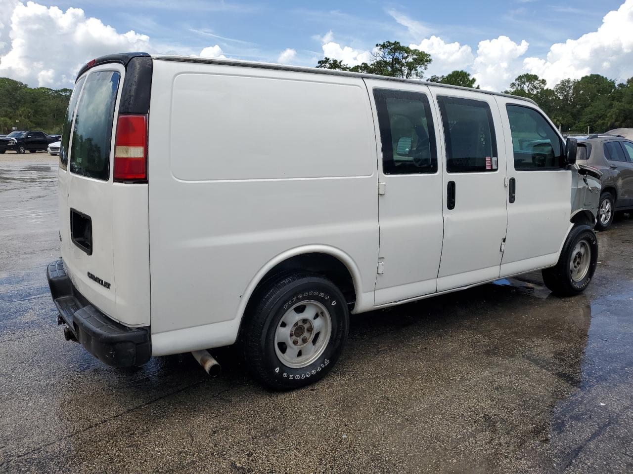 2007 Chevrolet Express G1500 VIN: 1GCFG15X871183072 Lot: 70509554