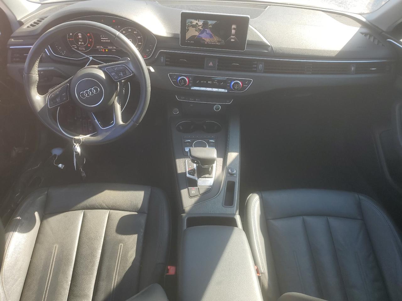 WAUKMAF48JA221660 2018 Audi A4 Premium