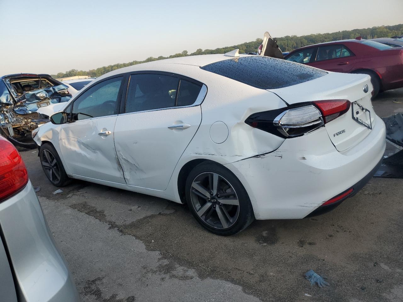 2018 Kia Forte - Image 2