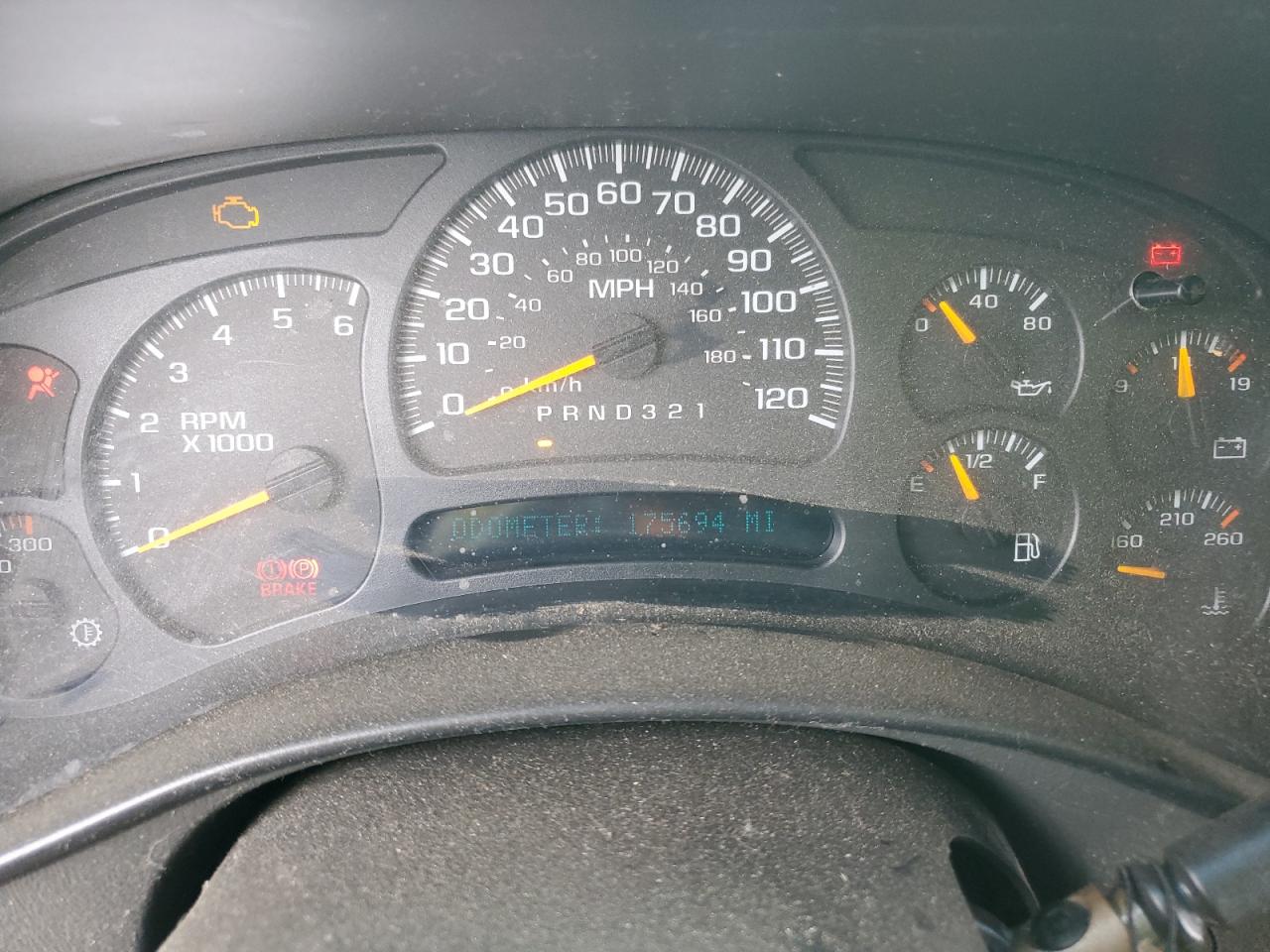 2003 Chevrolet Tahoe - Image 9