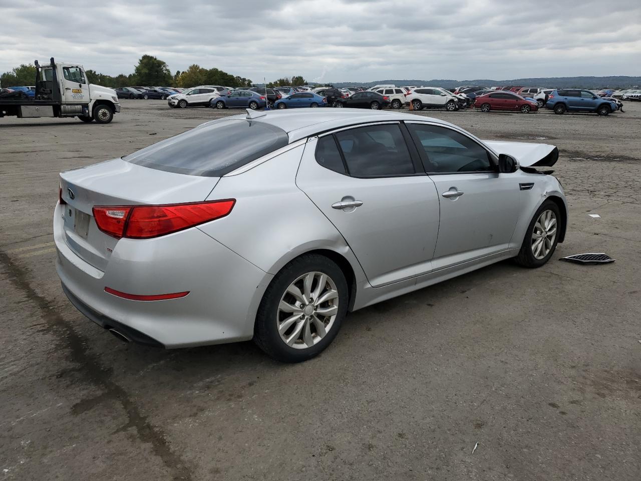 VIN 5XXGM4A72FG474738 2015 KIA OPTIMA no.3