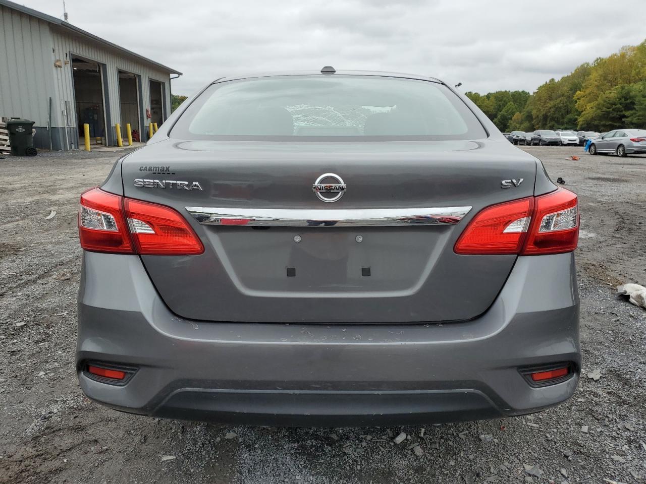 3N1AB7AP8JL656988 2018 Nissan Sentra S