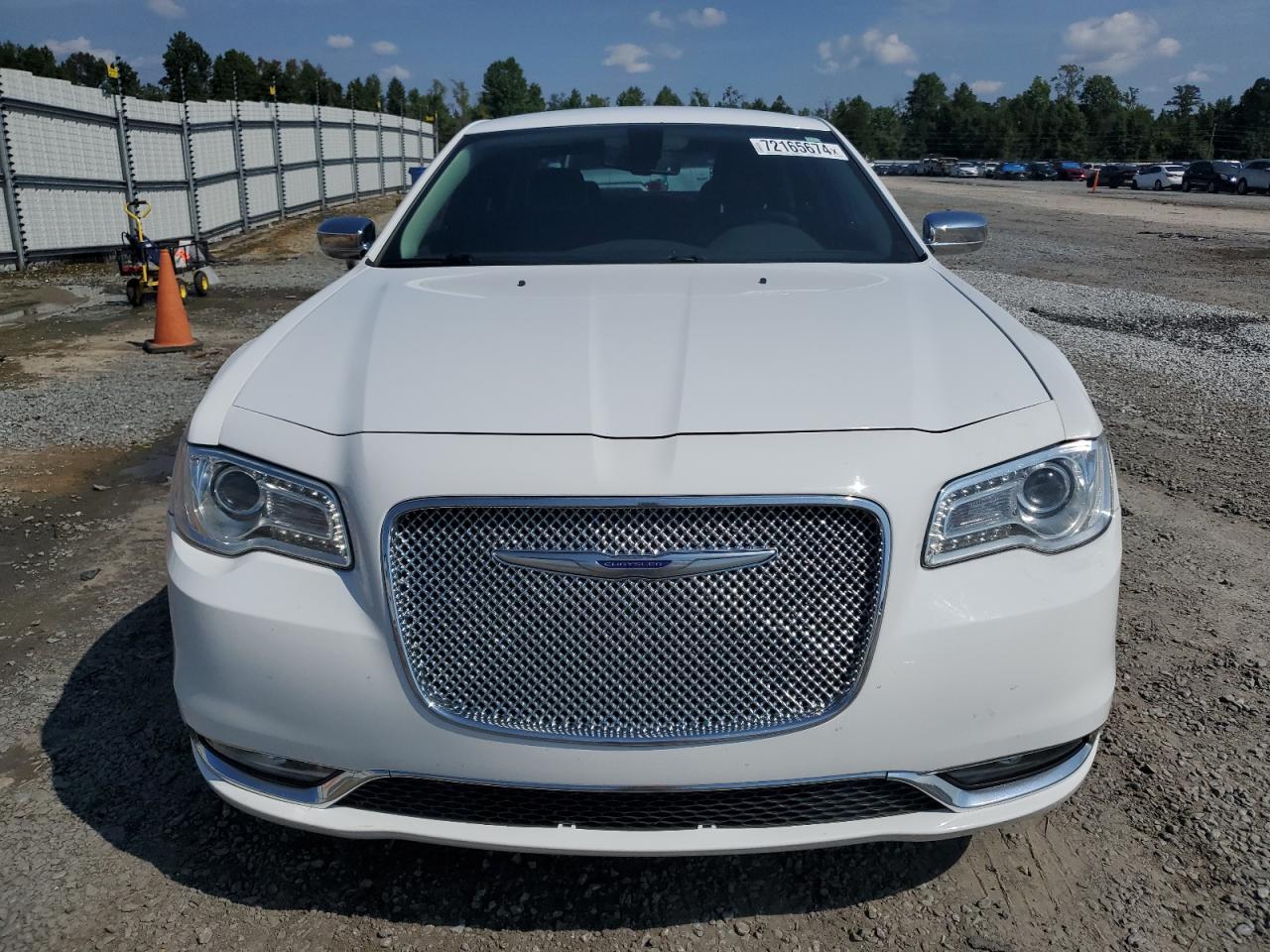 2019 Chrysler 300 - Image 5
