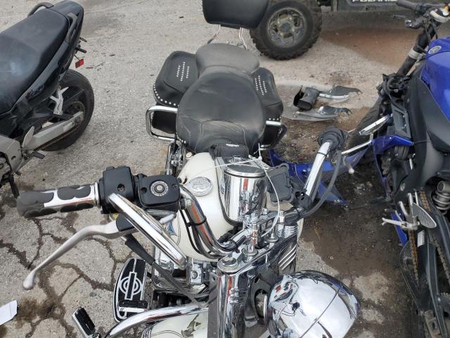 2004 HARLEY-DAVIDSON FLSTC 