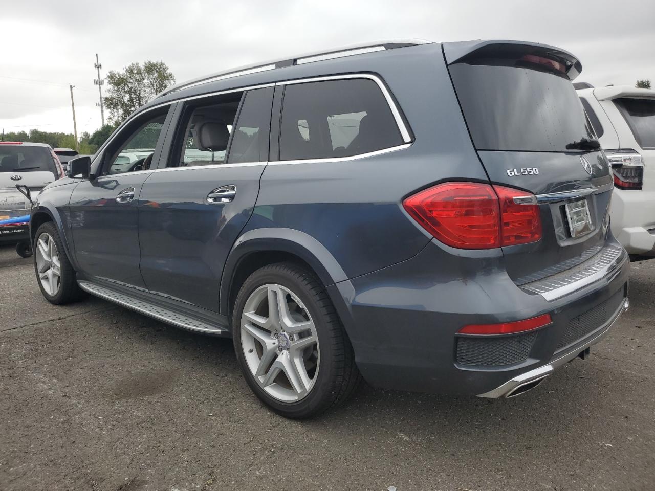 4JGDF7DE4DA253672 2013 Mercedes-Benz Gl 550 4Matic