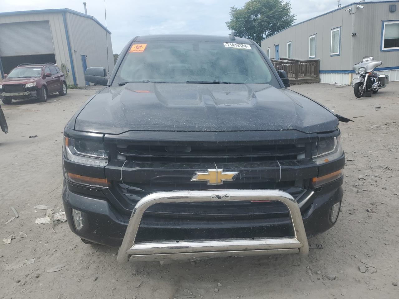 2017 Chevrolet Silverado K1500 Lt VIN: 3GCUKREC1HG199814 Lot: 71419184