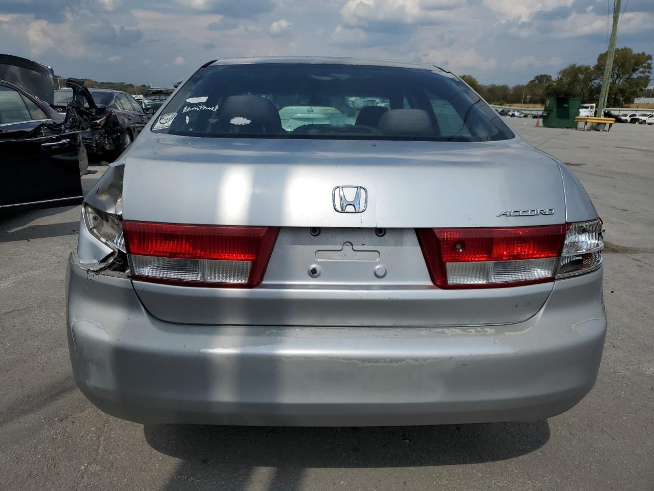 2004 Honda Accord Lx VIN: 3HGCM56394G711862 Lot: 72804354