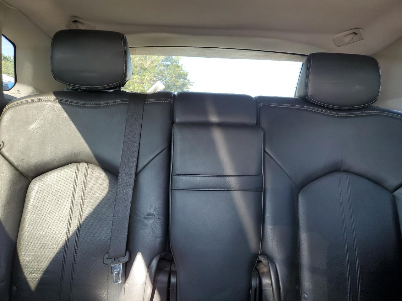 2012 Cadillac SRX - Image 10