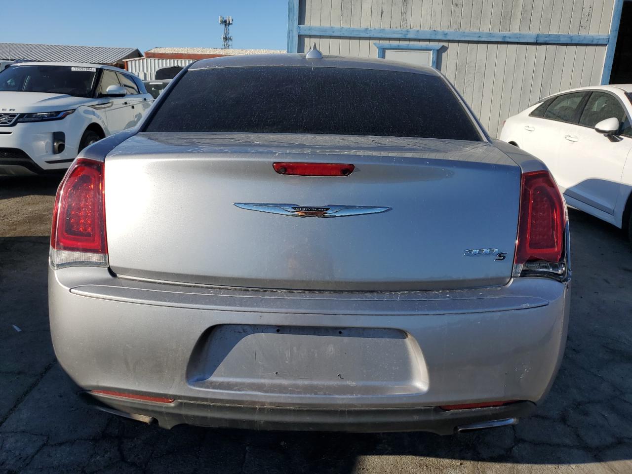 2016 Chrysler 300 - Image 6
