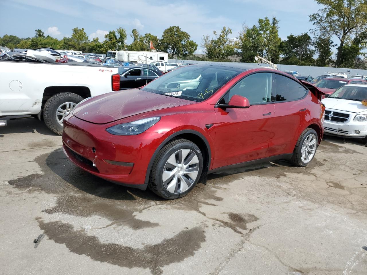 7SAYGDEE8RA254872 2024 TESLA MODEL Y - Image 1