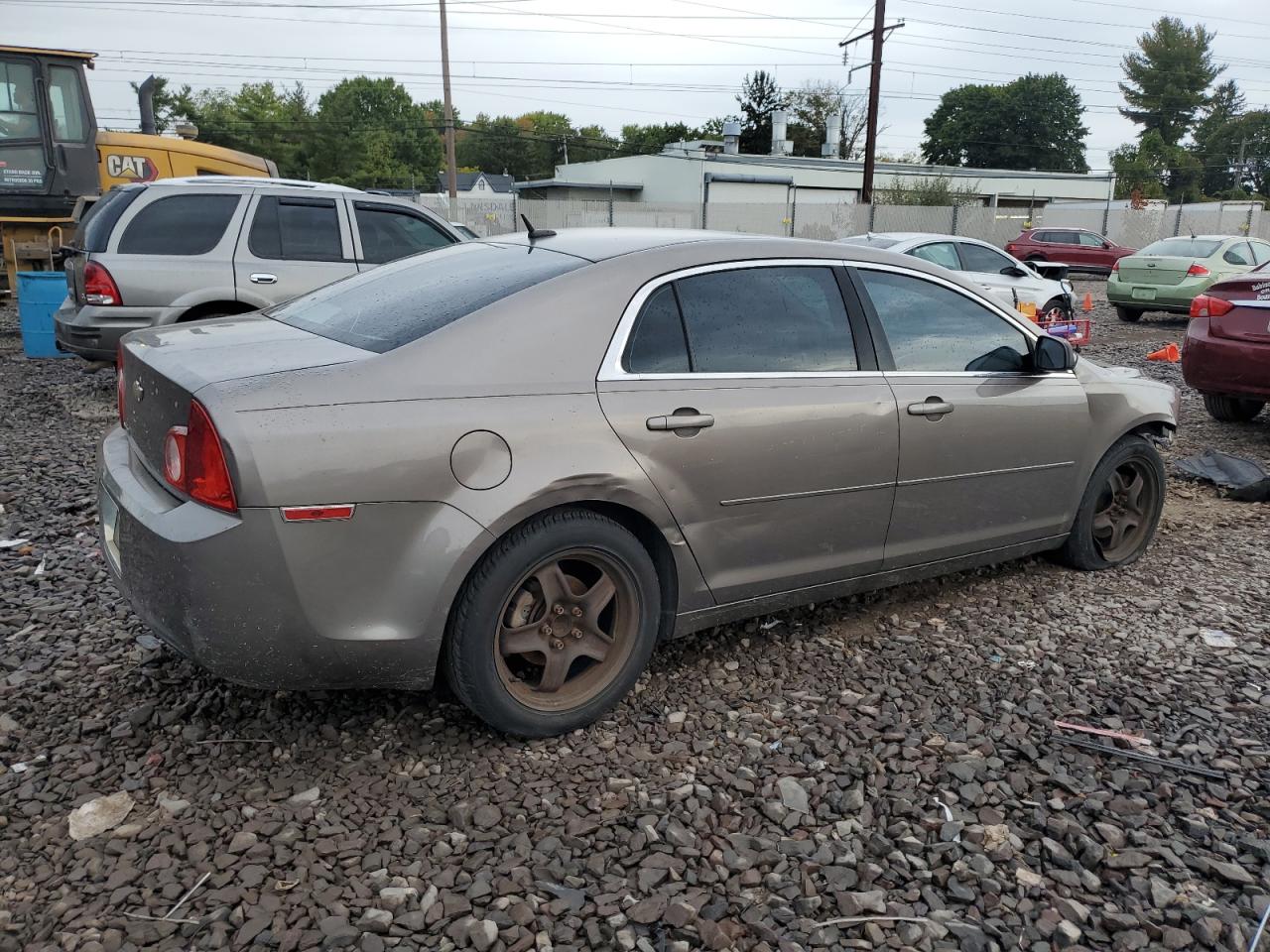 2010 Chevrolet Malibu - Image 3