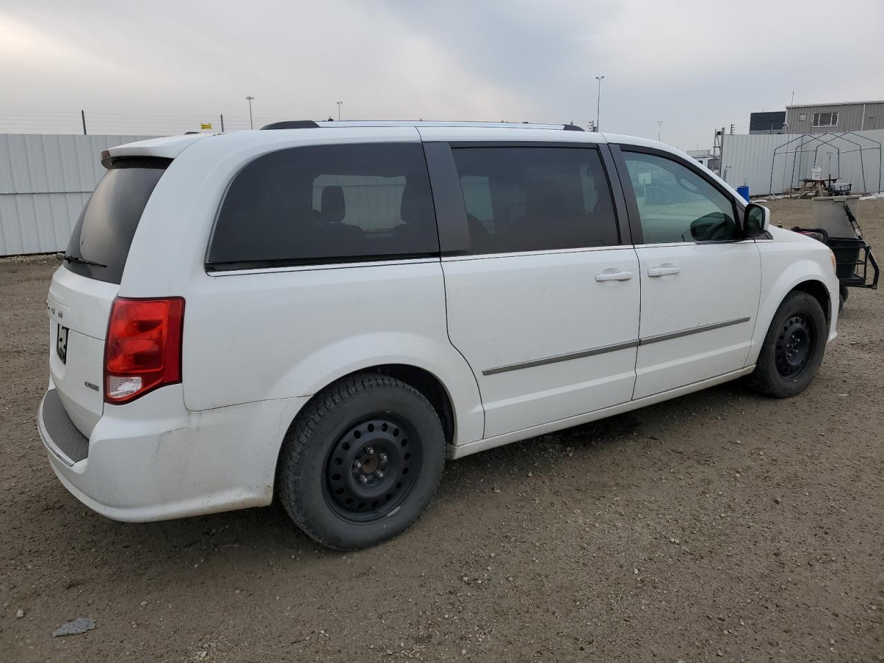 2017 Dodge Caravan - Image 3